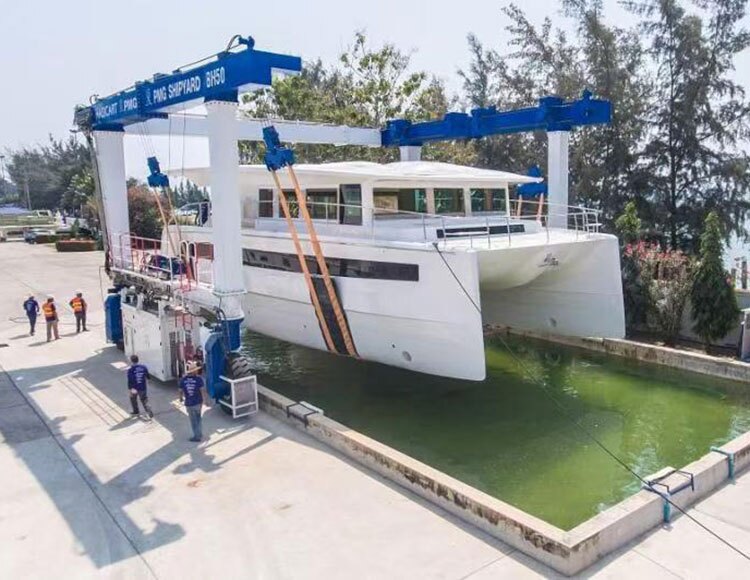 Marine Travel Lift