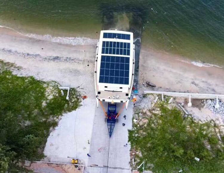 Marine Travel Lift